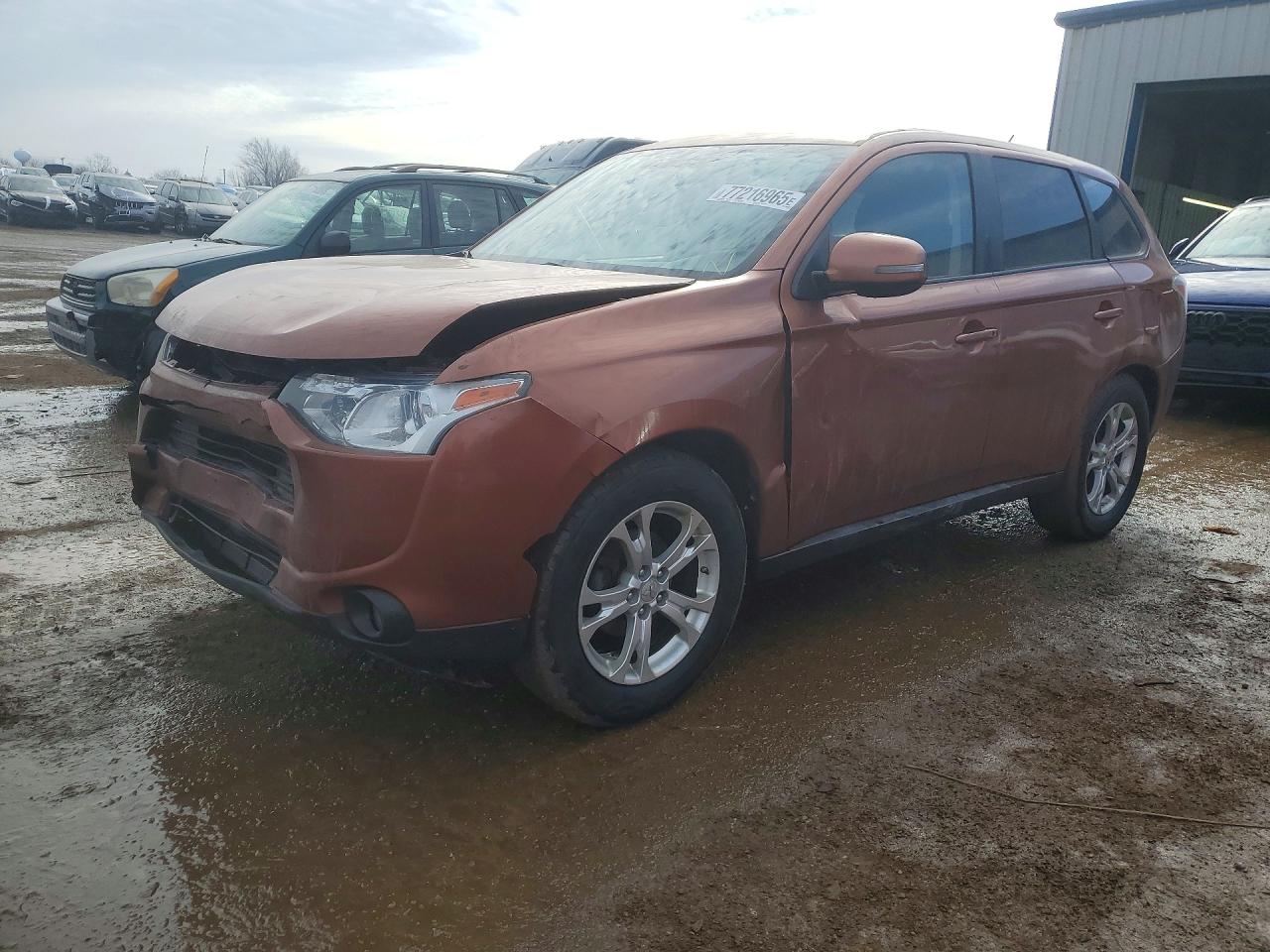MITSUBISHI OUTLANDER 2014