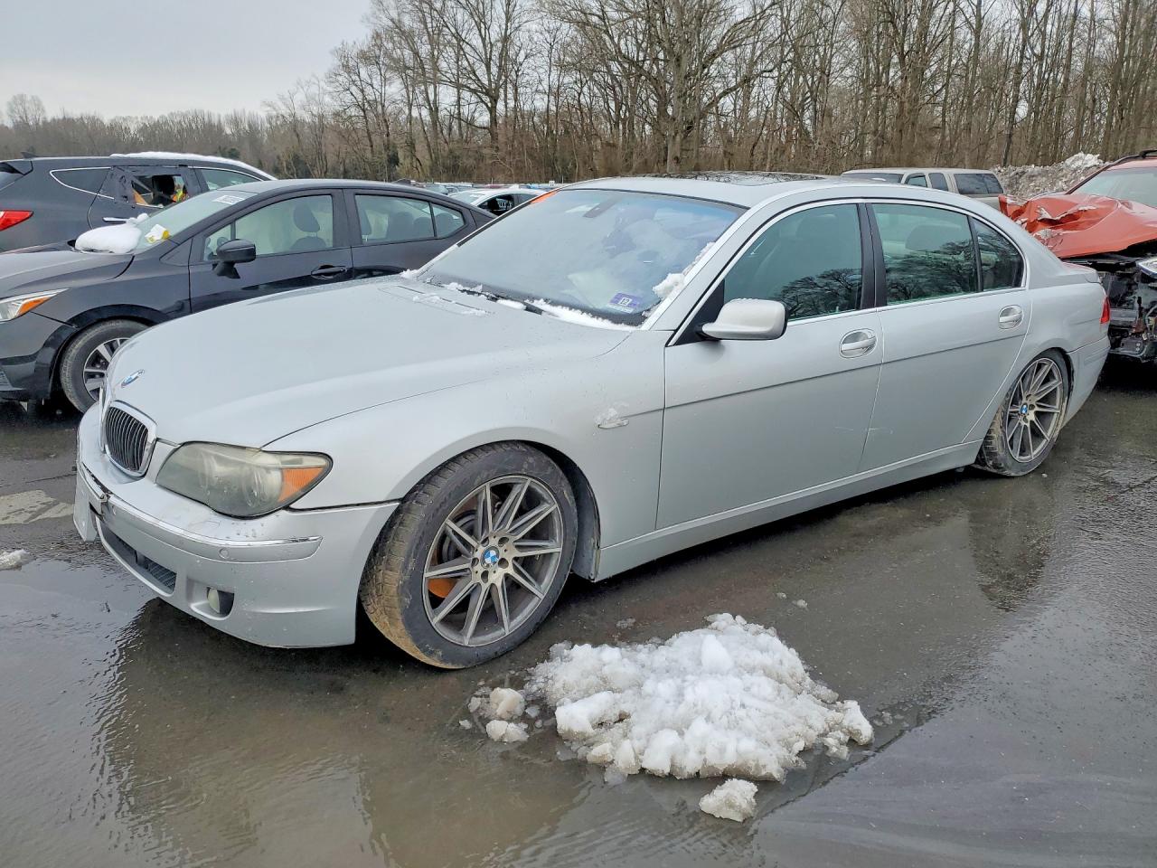 BMW 750 2006