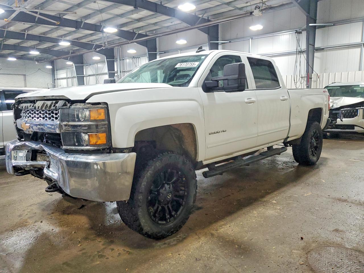 CHEVROLET SILVERADO 2019