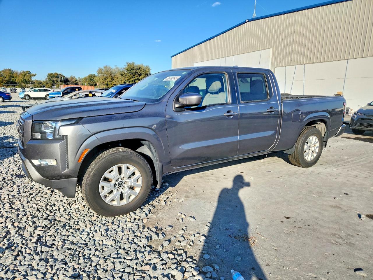 NISSAN FRONTIER 2022