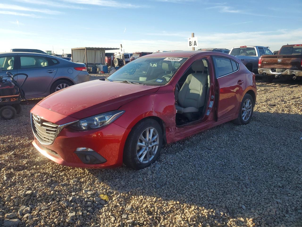 MAZDA 3 2016