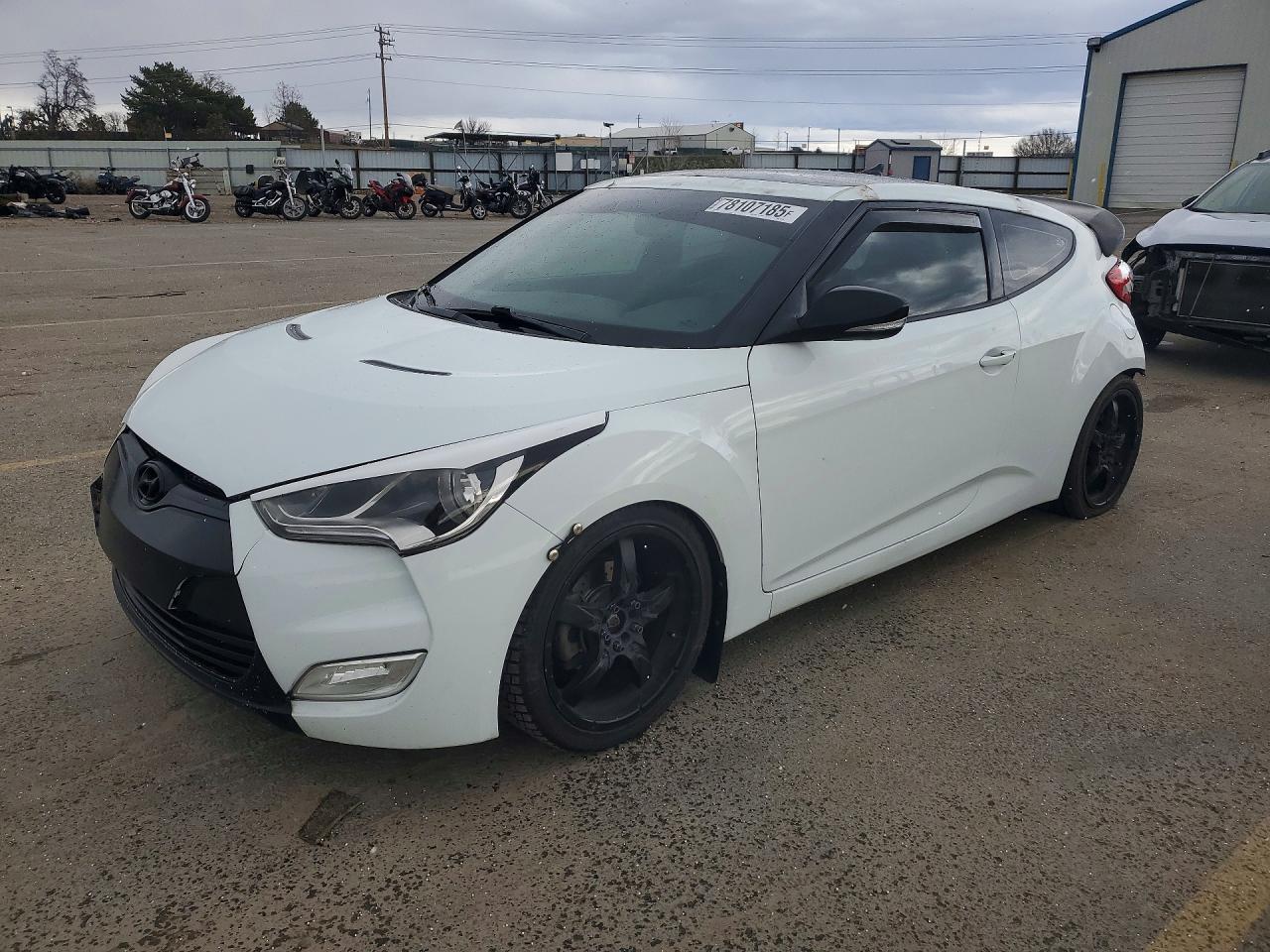 HYUNDAI VELOSTER 2013
