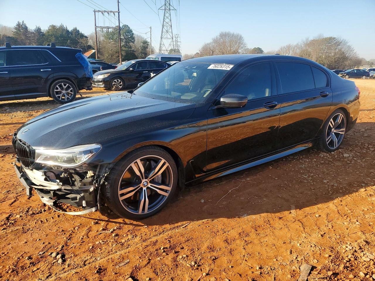 BMW 750 2016
