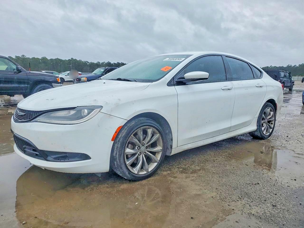 CHRYSLER 200 2015