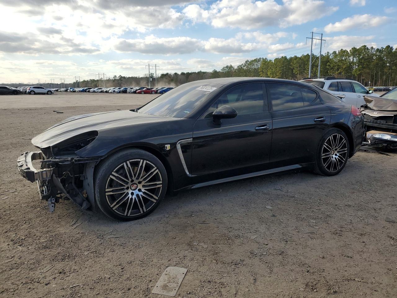 PORSCHE PANAMERA 2014