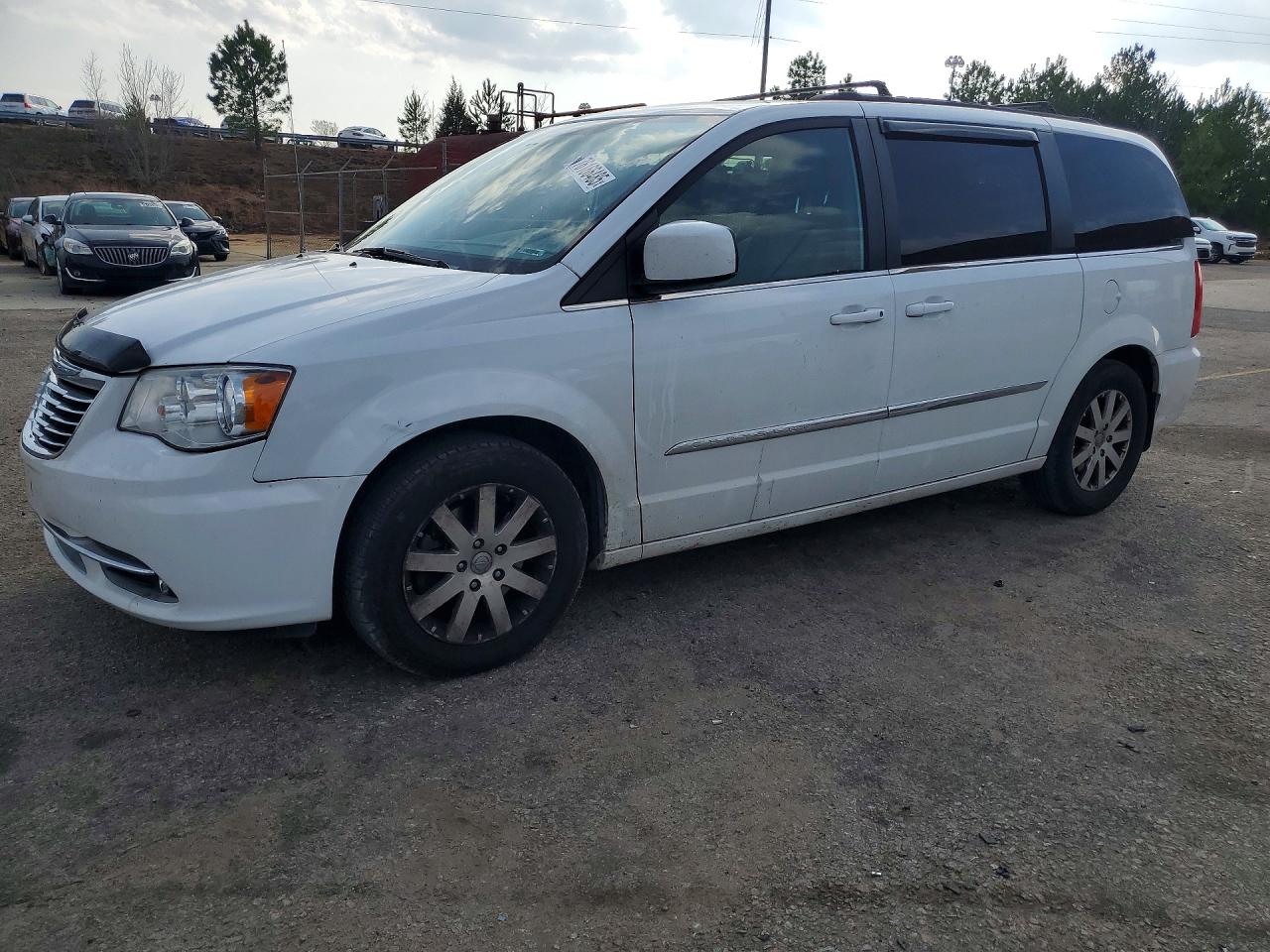 CHRYSLER TOWN & COUNTRY 2015
