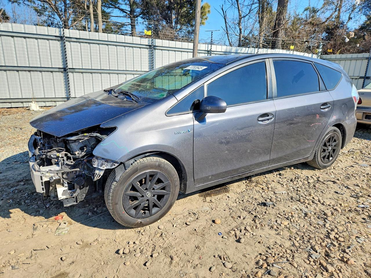 TOYOTA PRIUS V 2014