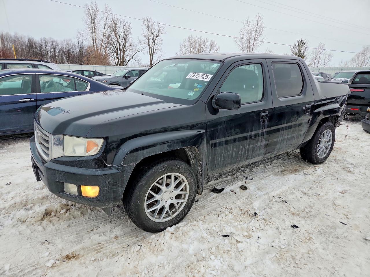 HONDA RIDGELINE 2013