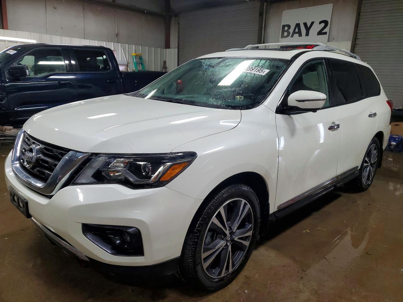 NISSAN PATHFINDER 2020