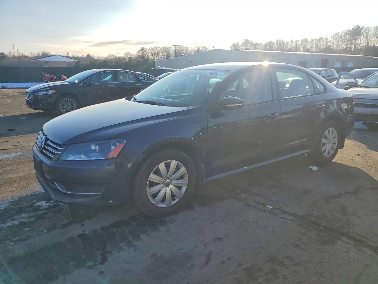 VOLKSWAGEN PASSAT 2012