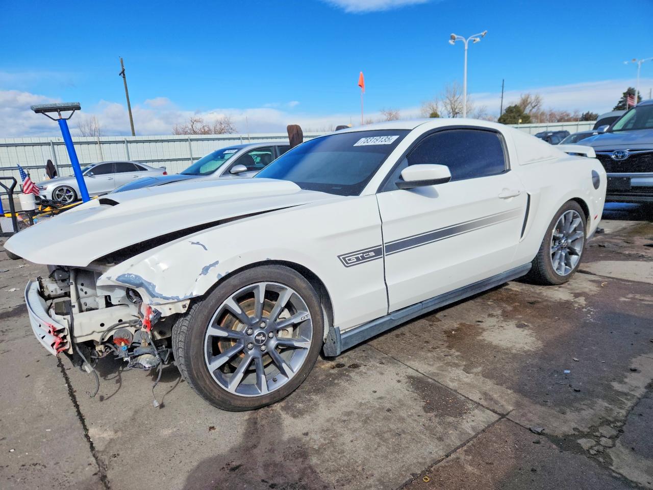 FORD MUSTANG 2012
