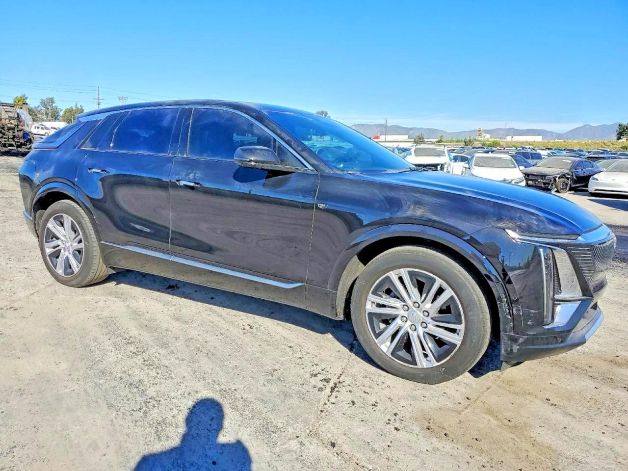 CADILLAC LYRIQ 2024