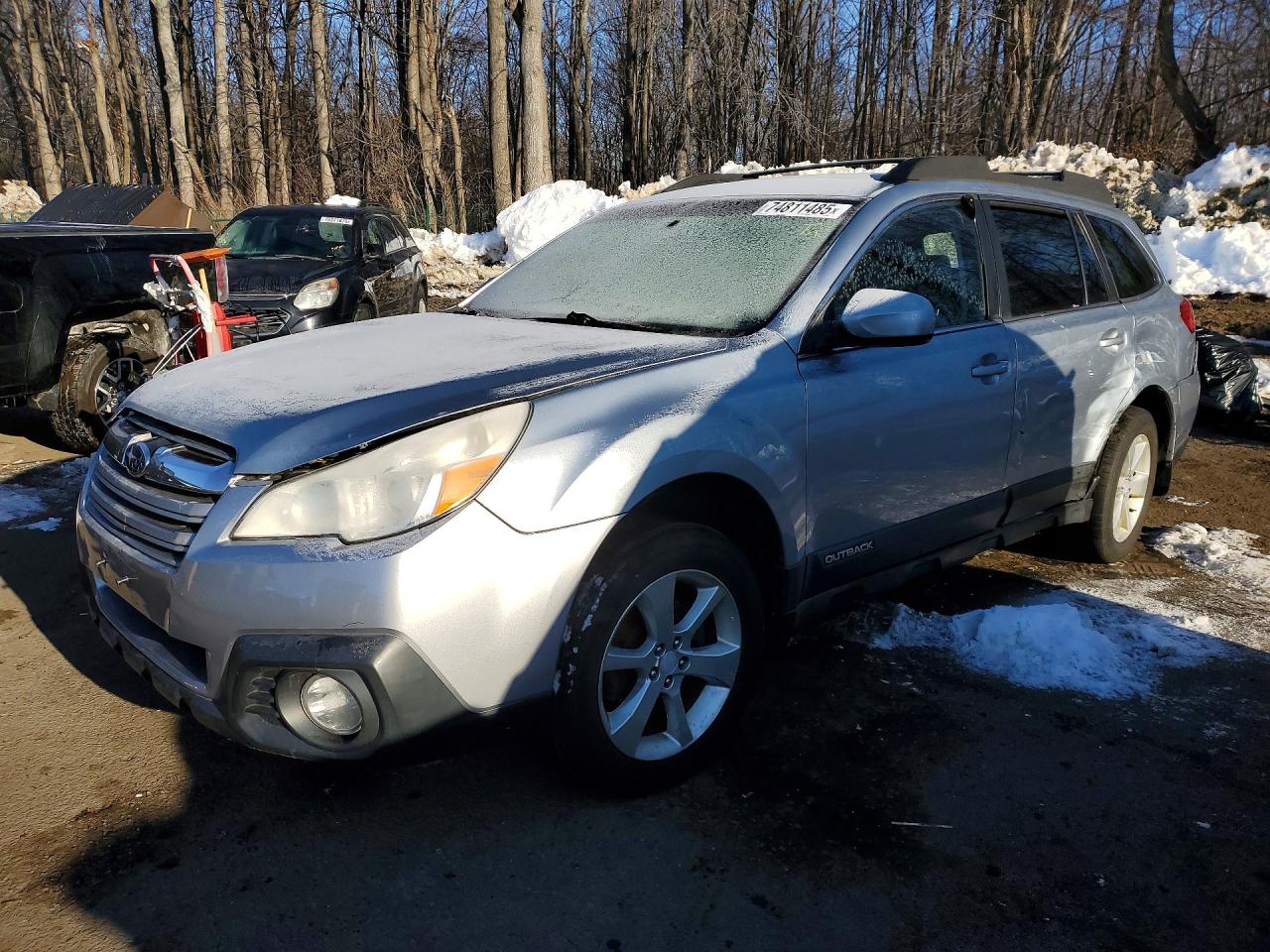 SUBARU OUTBACK 2013