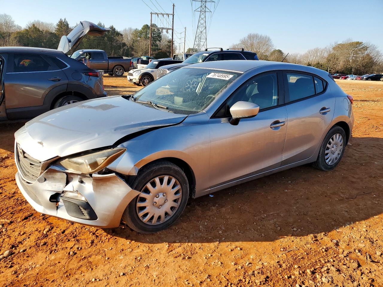 MAZDA 3 2015