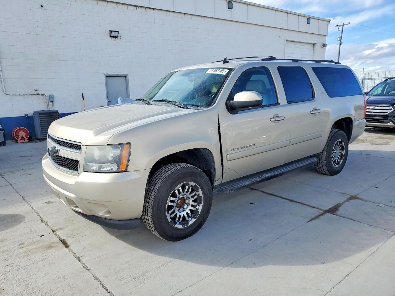 CHEVROLET SUBURBAN 2008