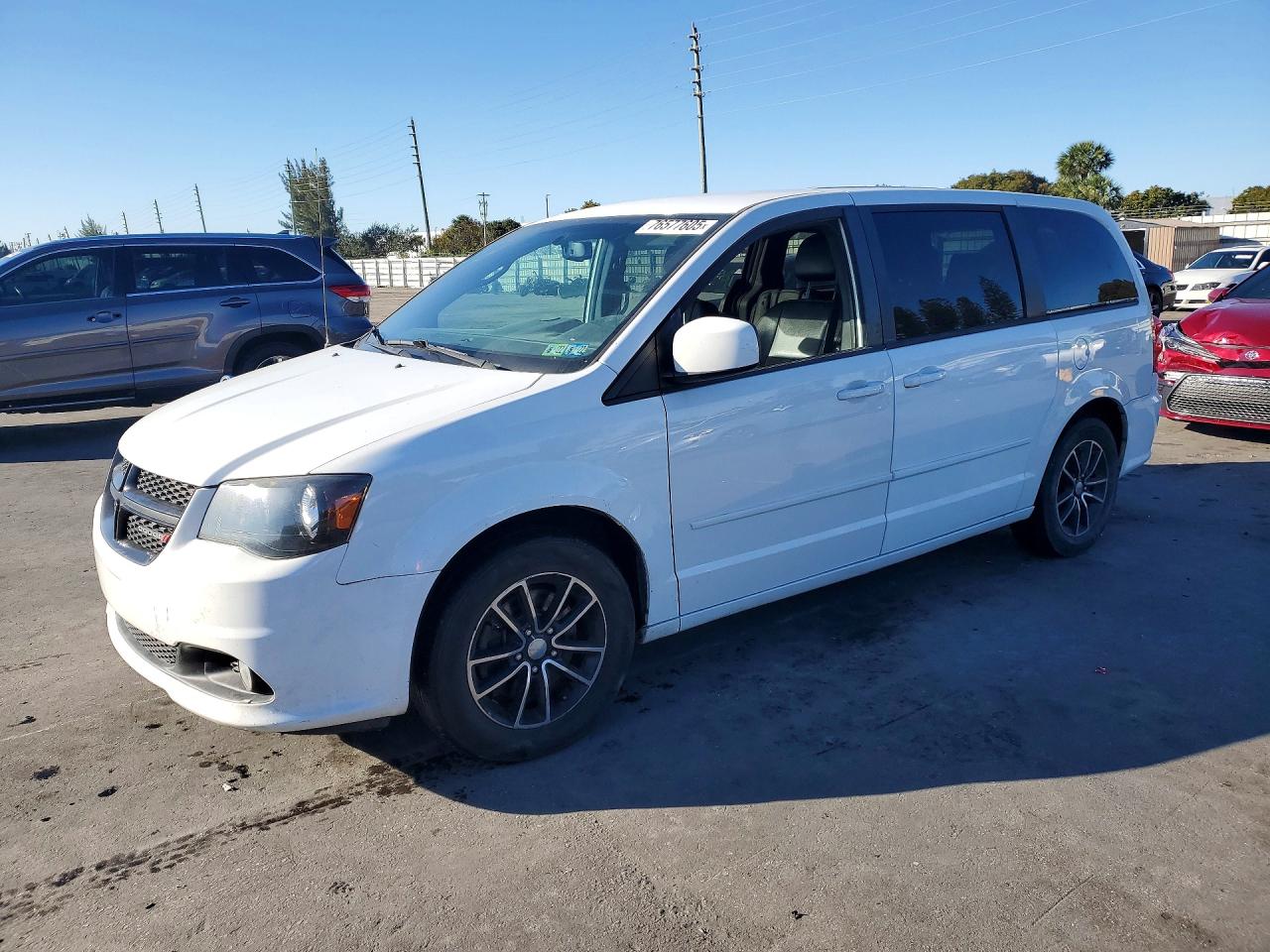 DODGE GRAND CARAVAN 2015