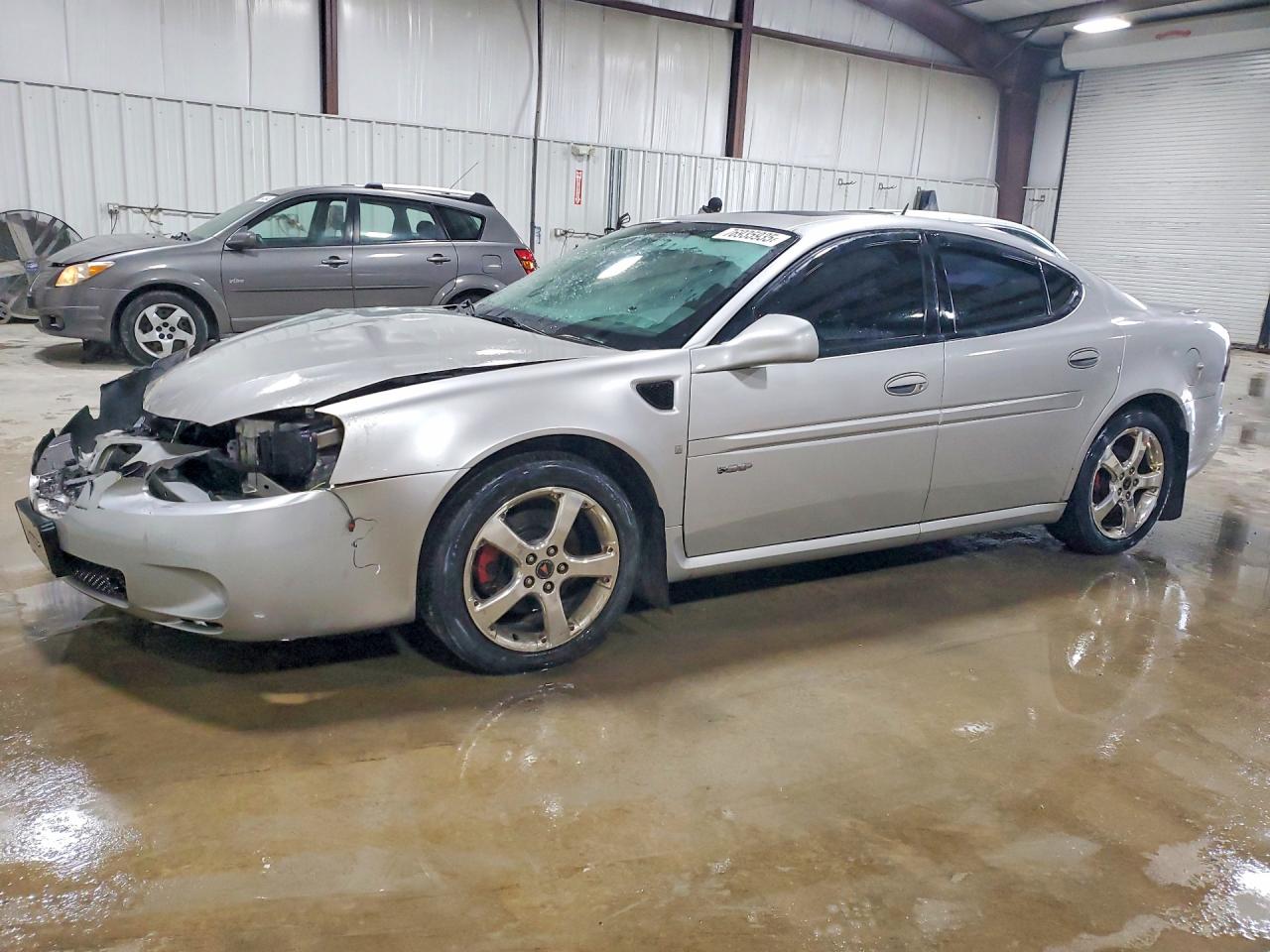 PONTIAC GRAND PRIX 2006