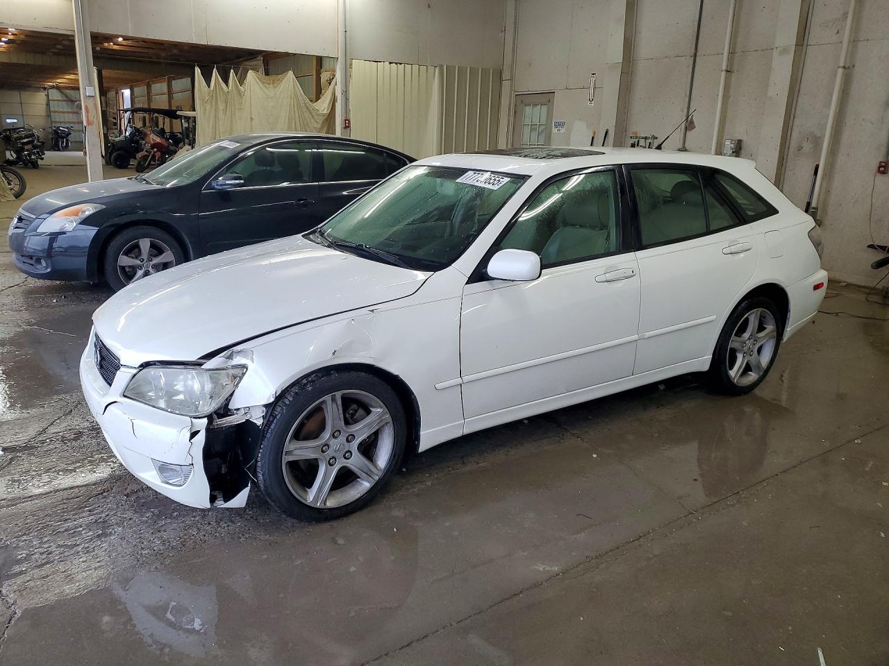 LEXUS IS 2002