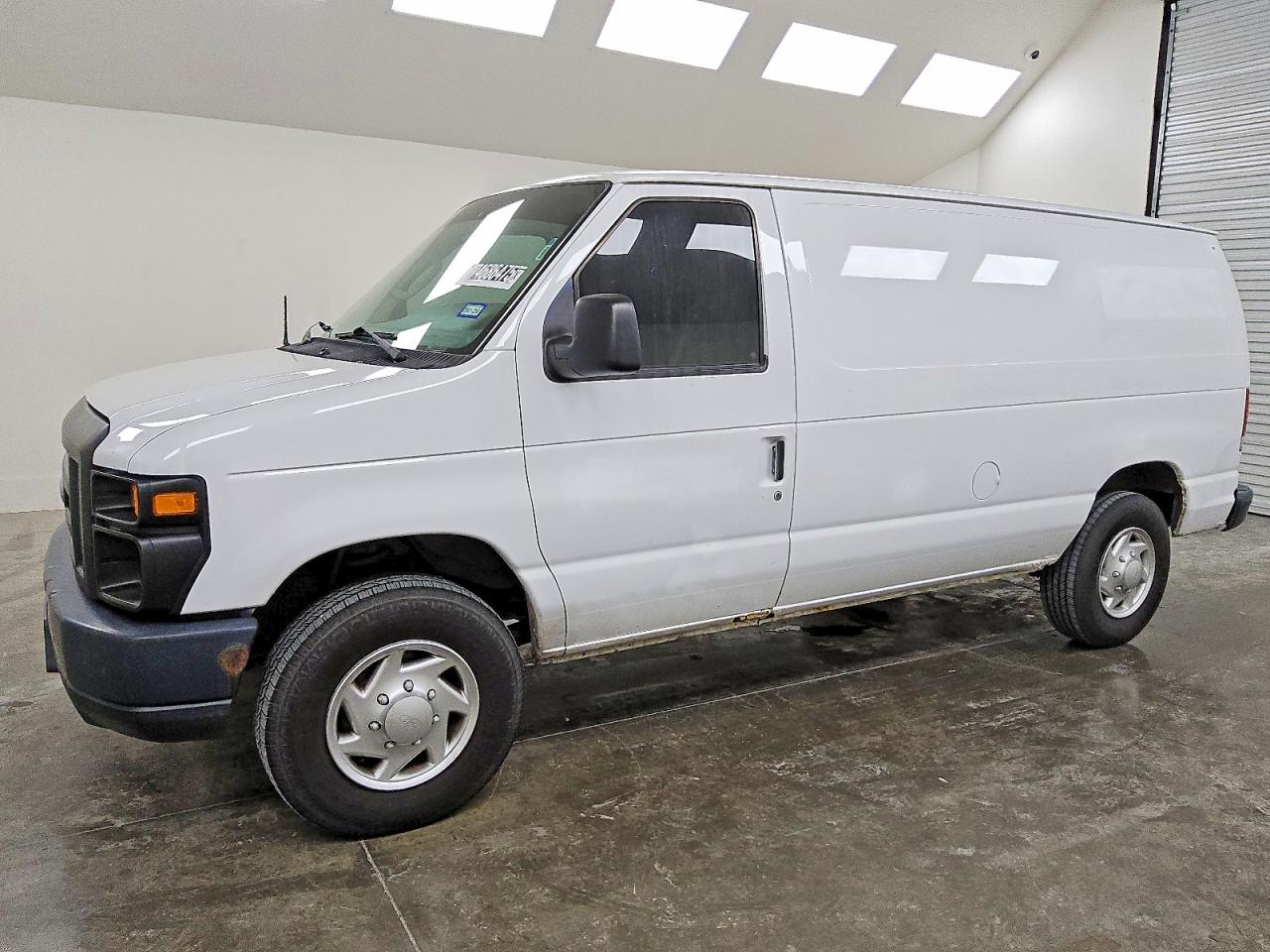 FORD ECONOLINE 2013