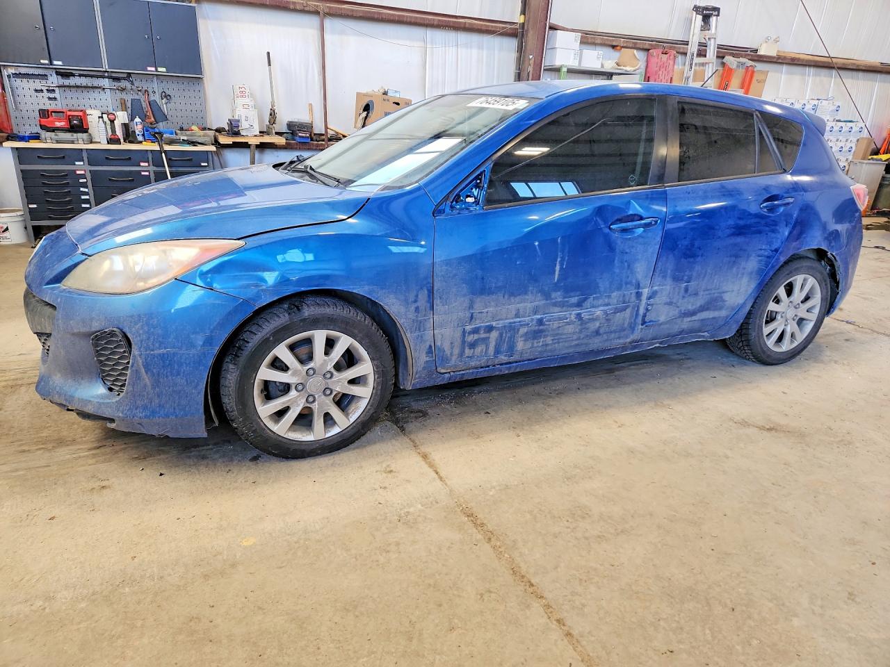 MAZDA 3 2012
