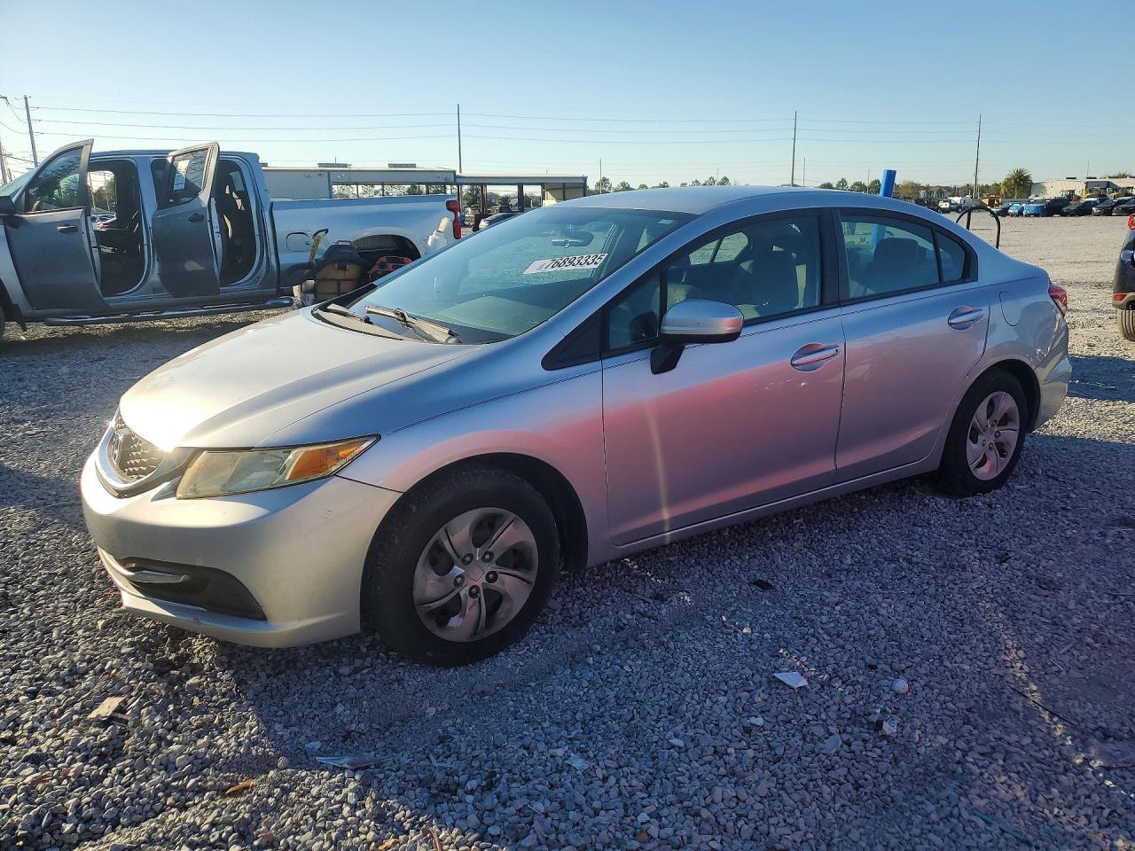 HONDA CIVIC 2015