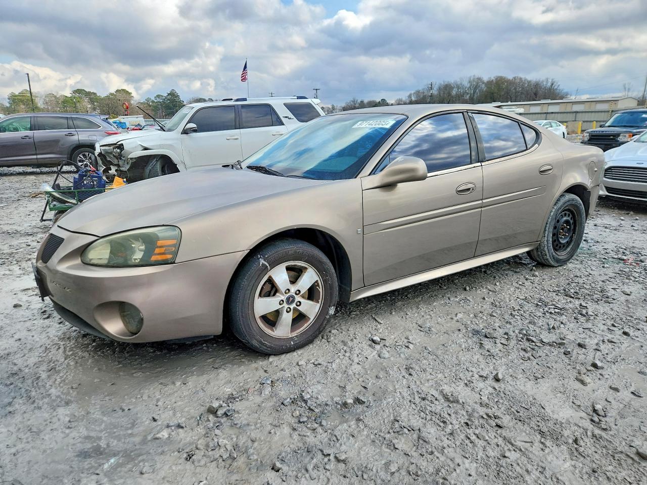 PONTIAC GRAND PRIX 2006