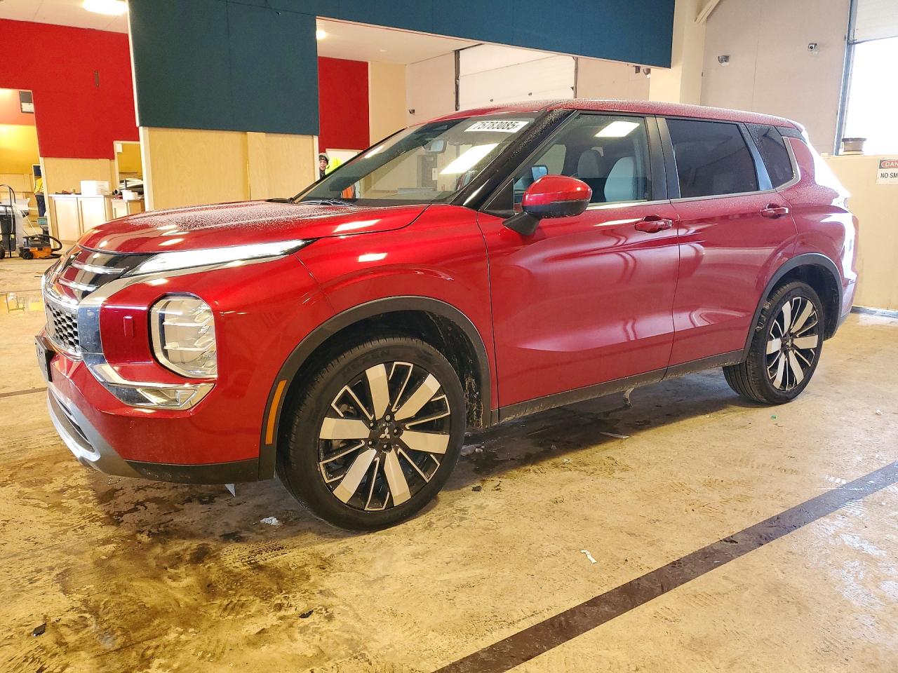 MITSUBISHI OUTLANDER 2025