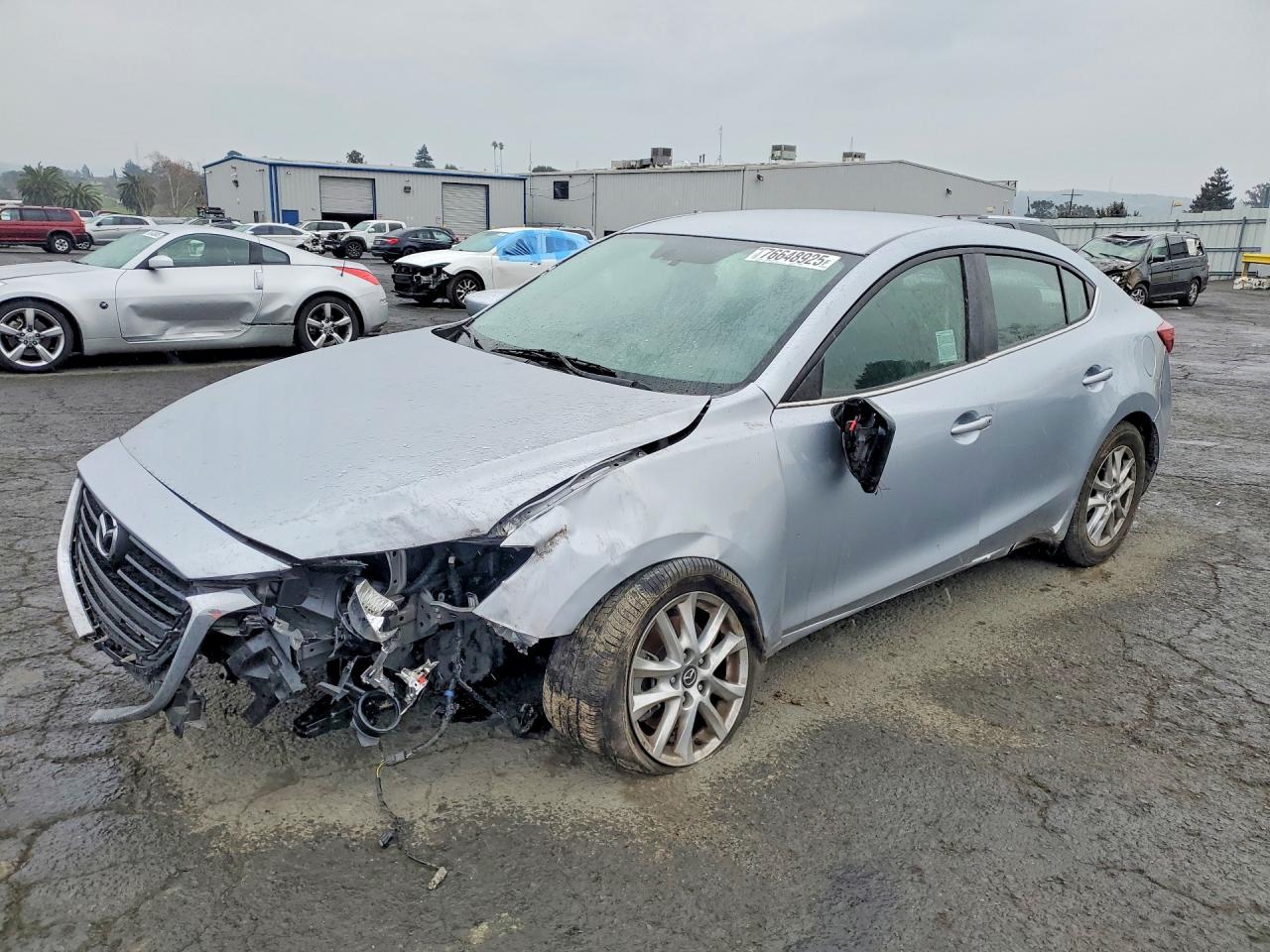 MAZDA 3 2017