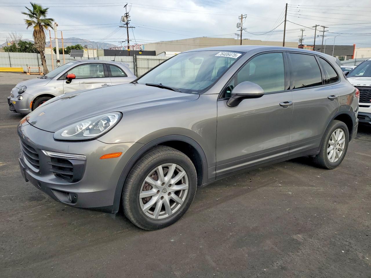 PORSCHE CAYENNE 2016