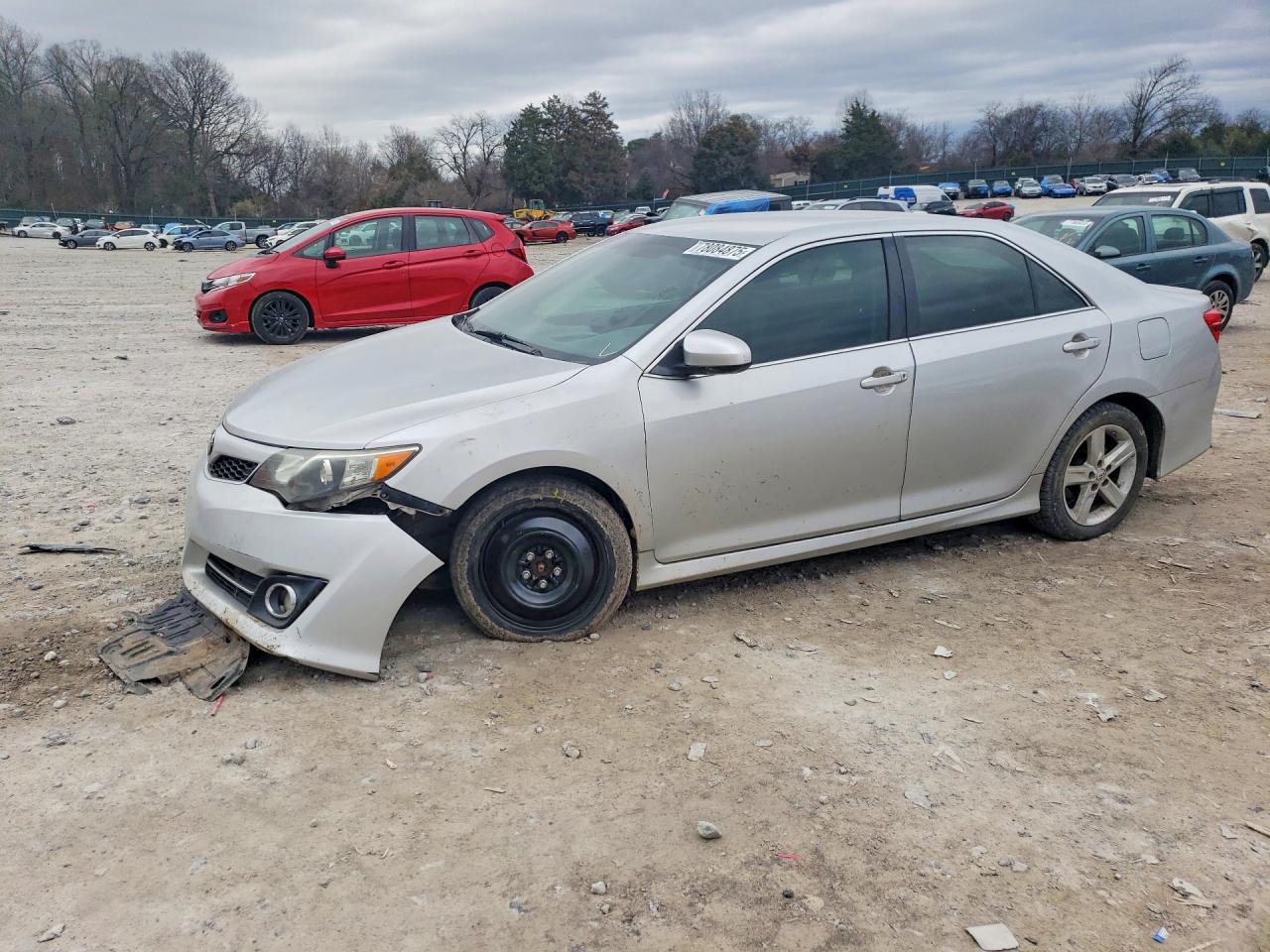 TOYOTA CAMRY 2012