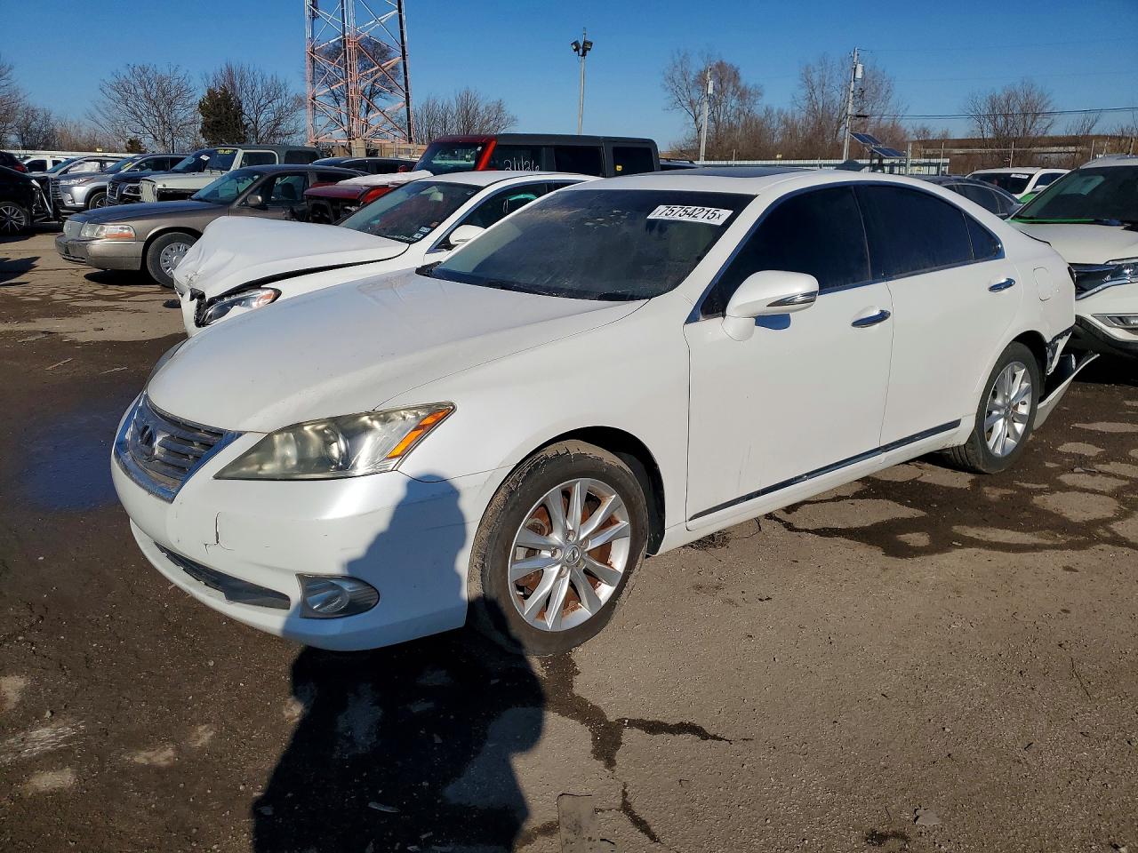 LEXUS ES 2011