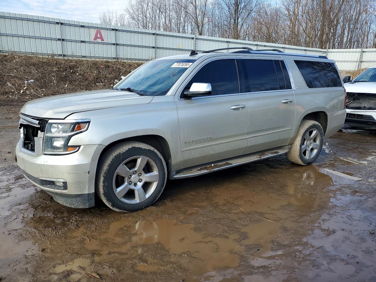 CHEVROLET SUBURBAN 2015