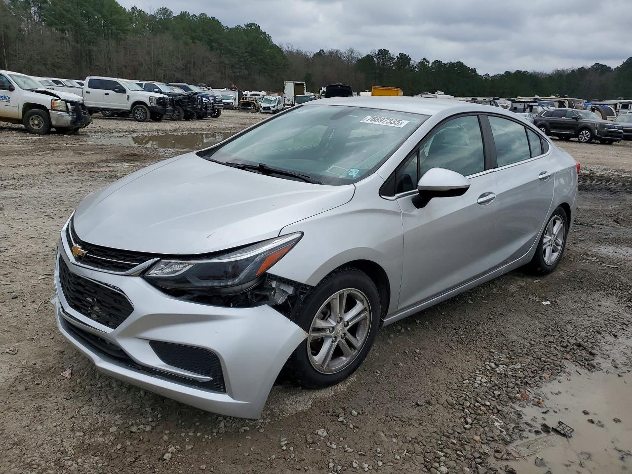 CHEVROLET CRUZE 2017