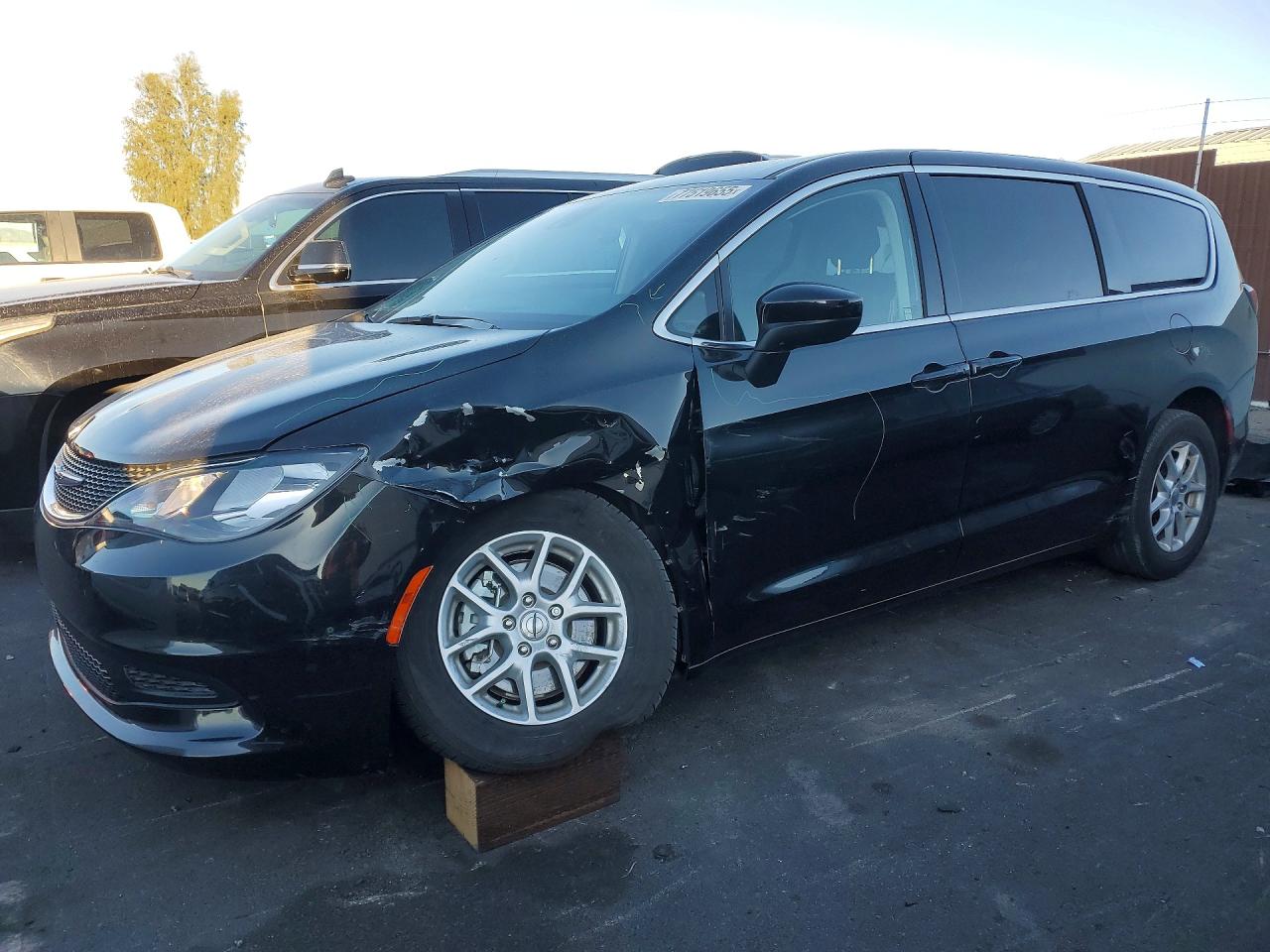 CHRYSLER VOYAGER 2021