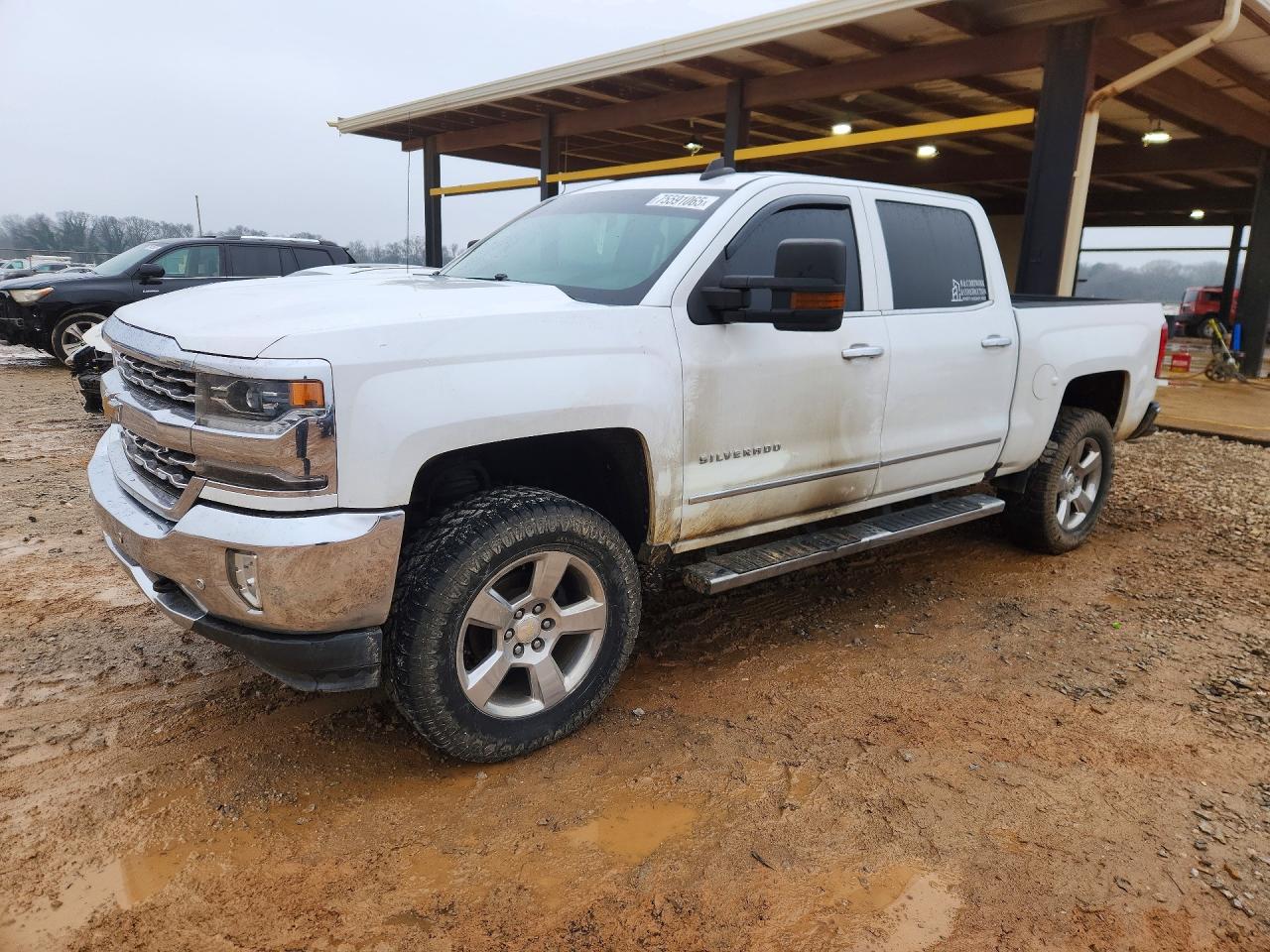 CHEVROLET SILVERADO 2017
