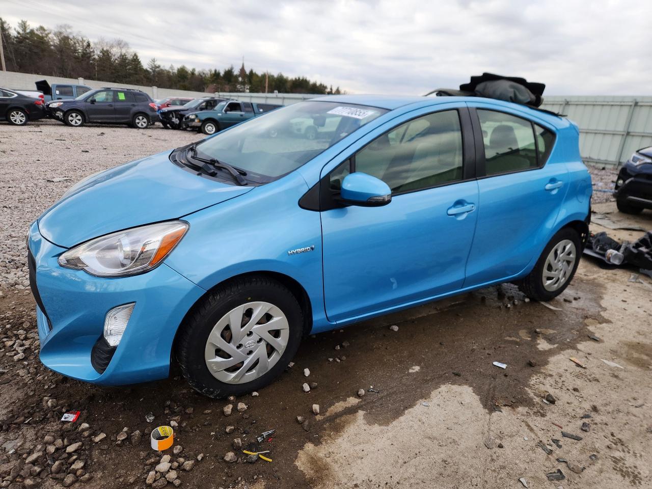 TOYOTA PRIUS C 2016