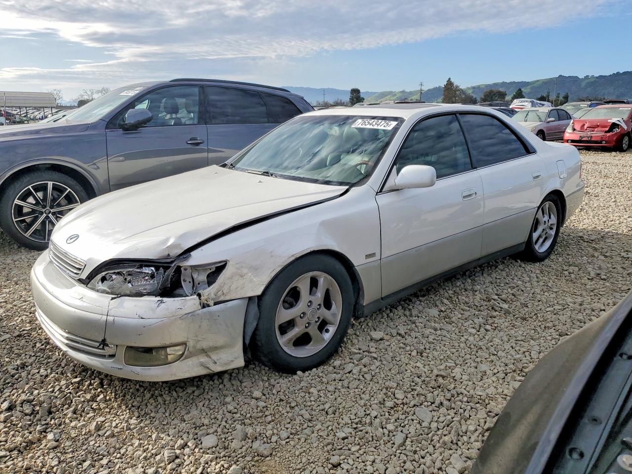 LEXUS ES 2001