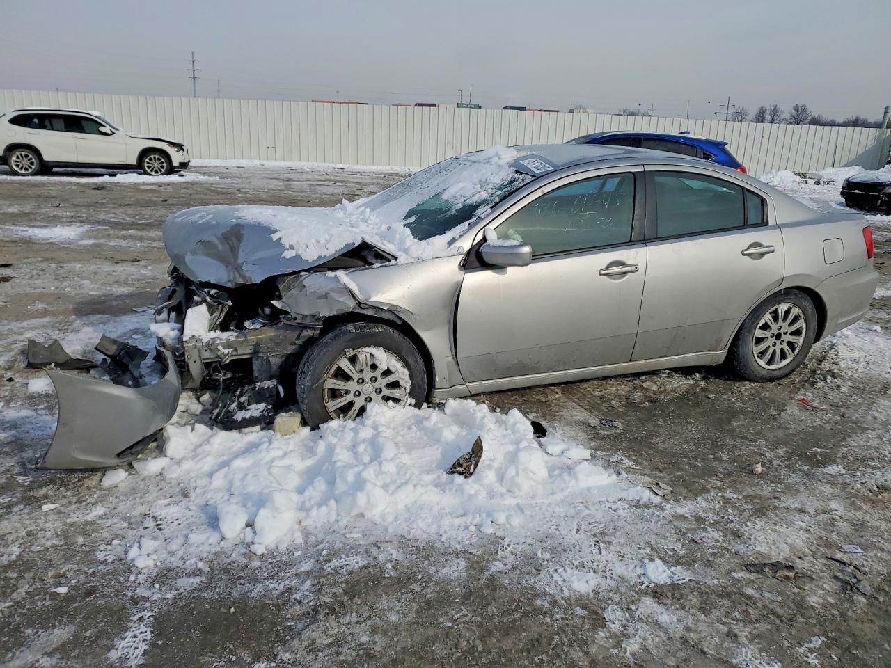 MITSUBISHI GALANT FE 2012