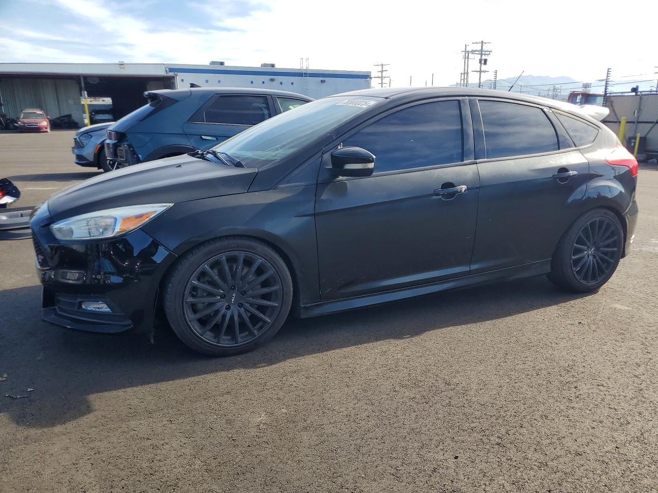 FORD FOCUS 2017