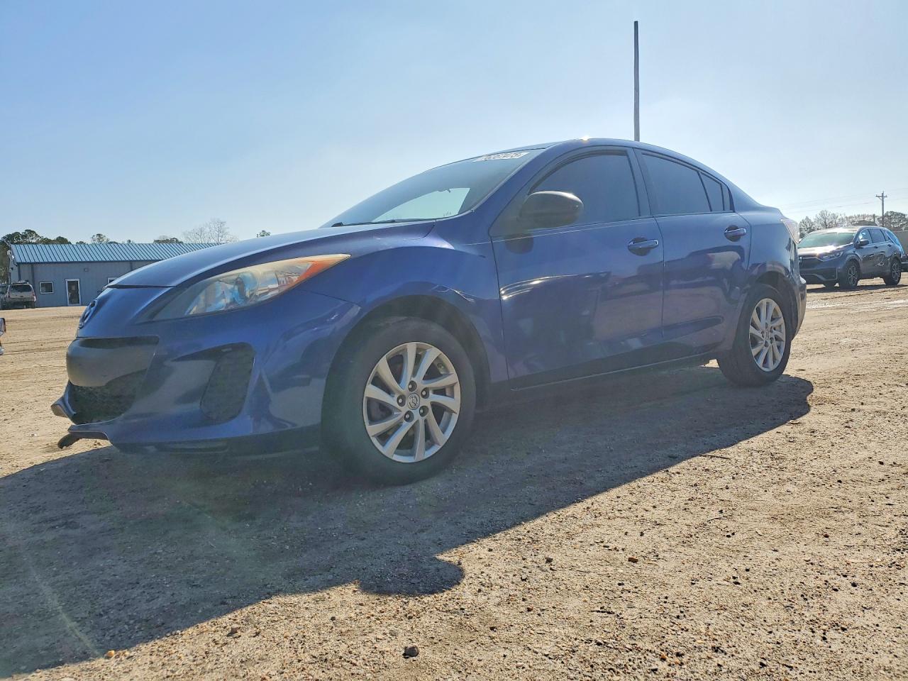 MAZDA 3 2012