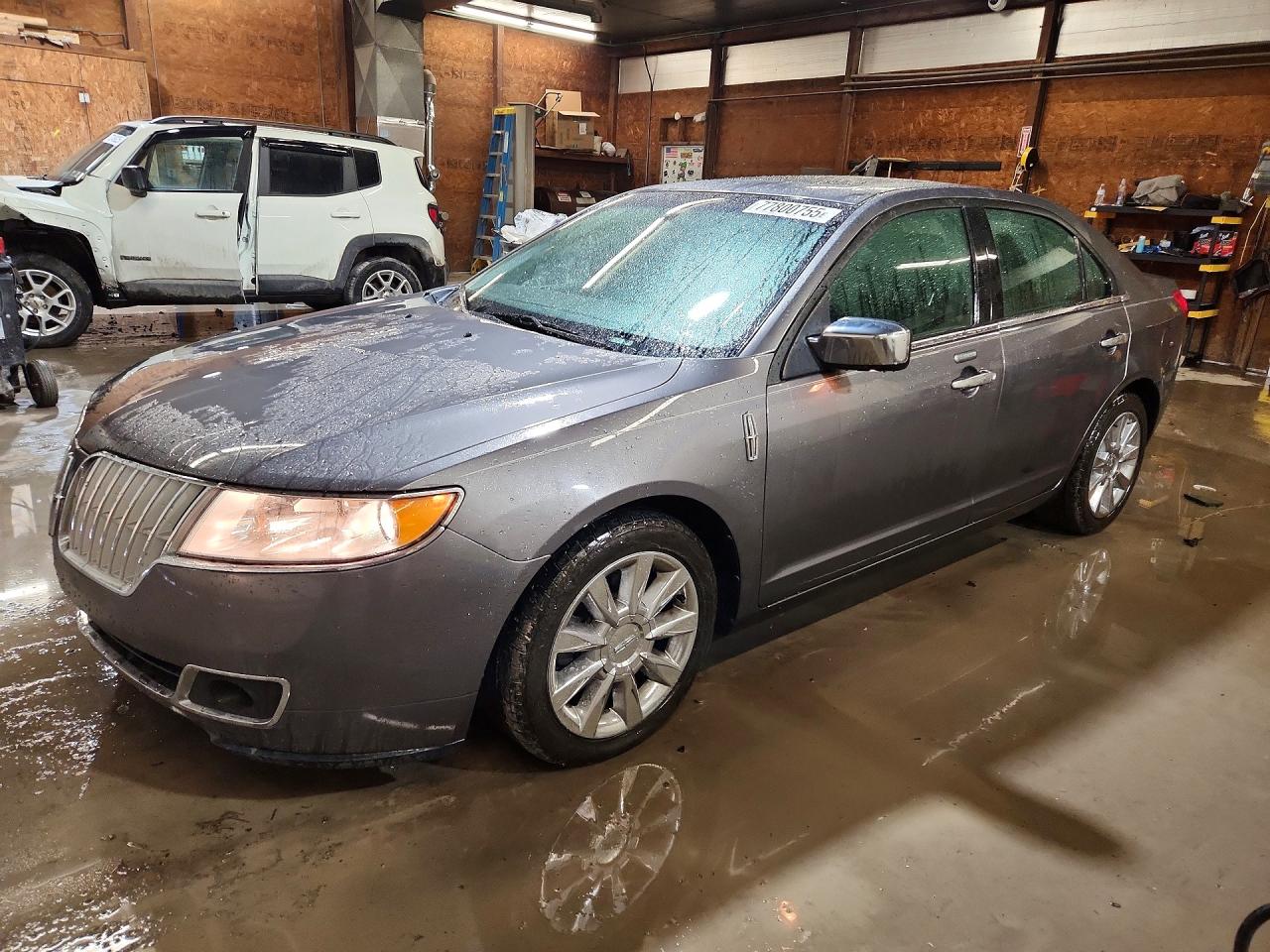 LINCOLN MKZ 2011