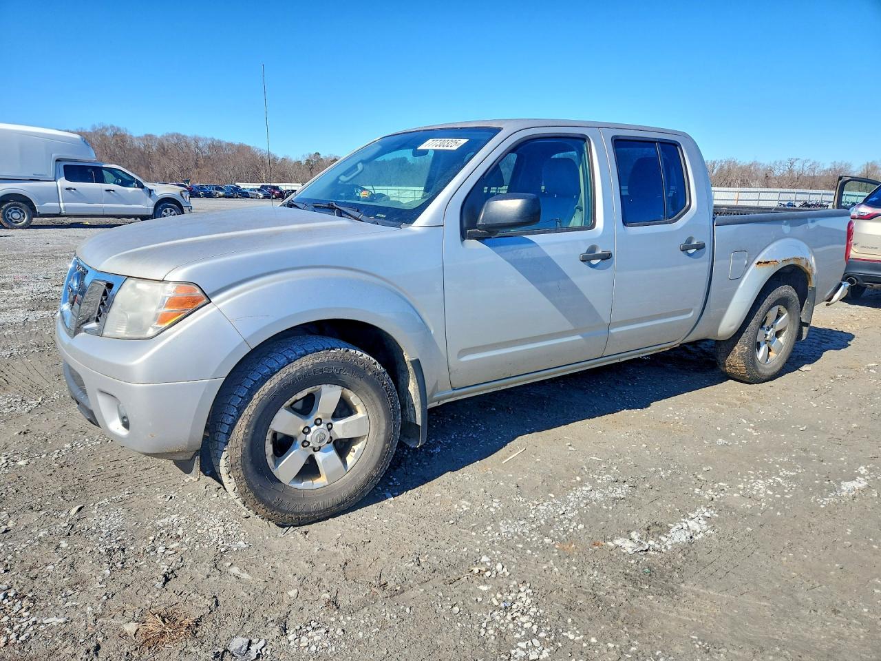 NISSAN FRONTIER 2012