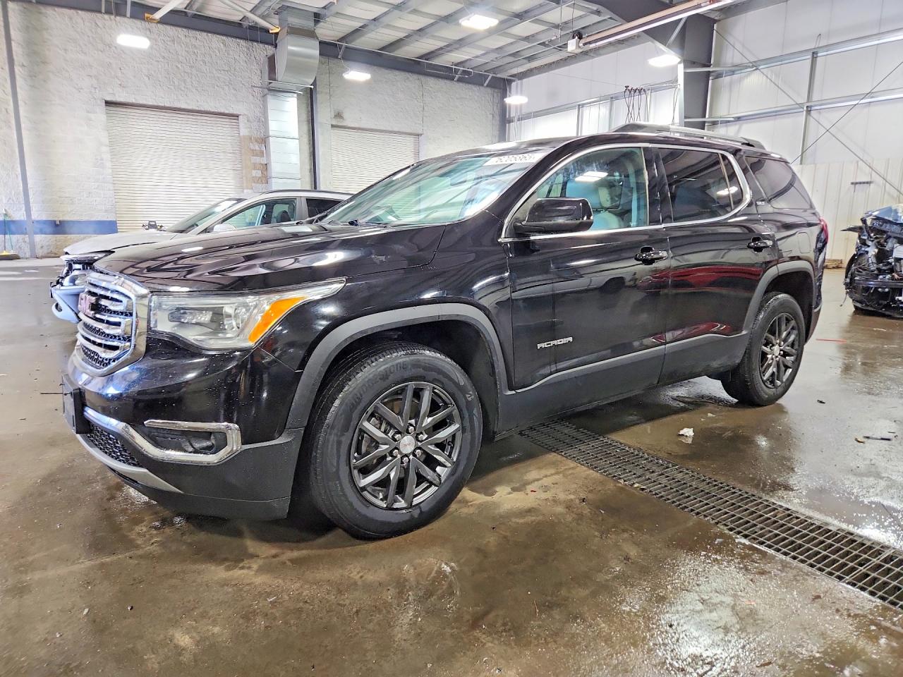 GMC ACADIA 2017
