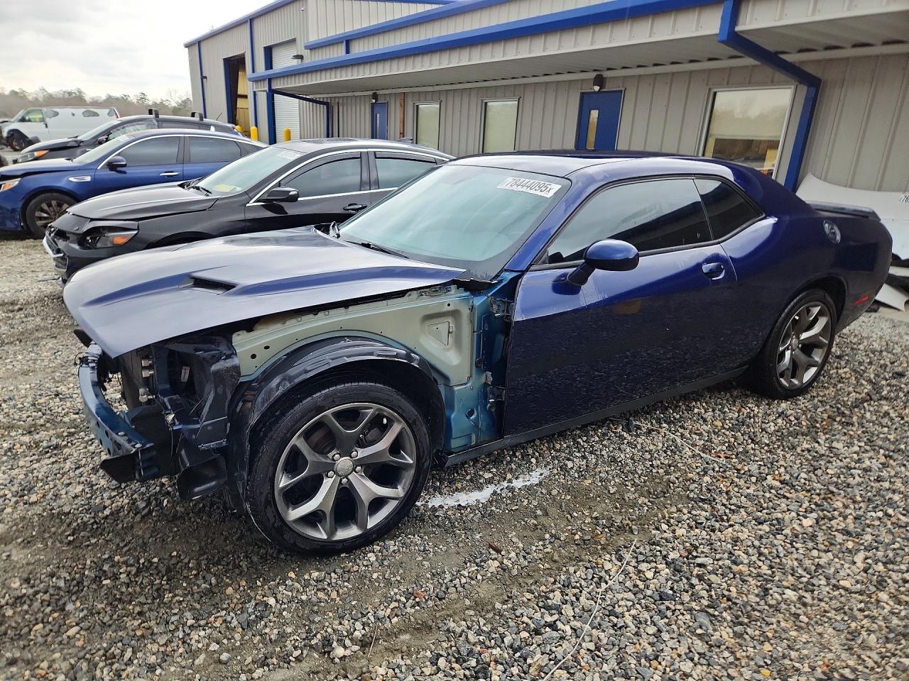 DODGE CHALLENGER 2016