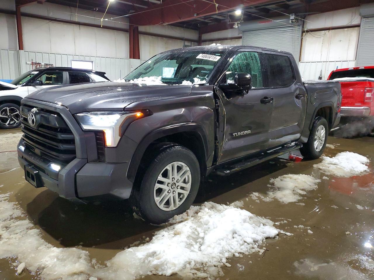 TOYOTA TUNDRA 2022