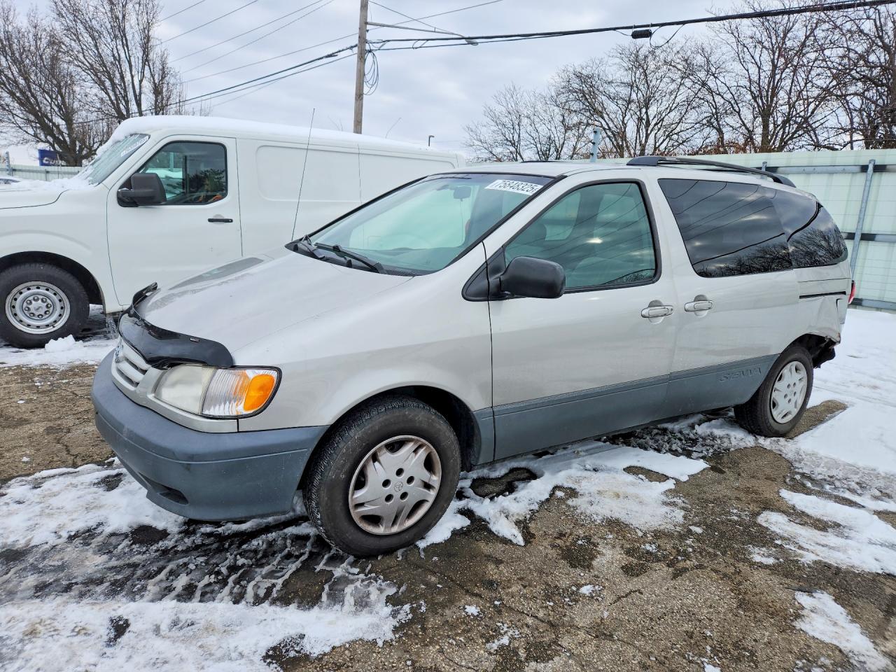 TOYOTA SIENNA 2002