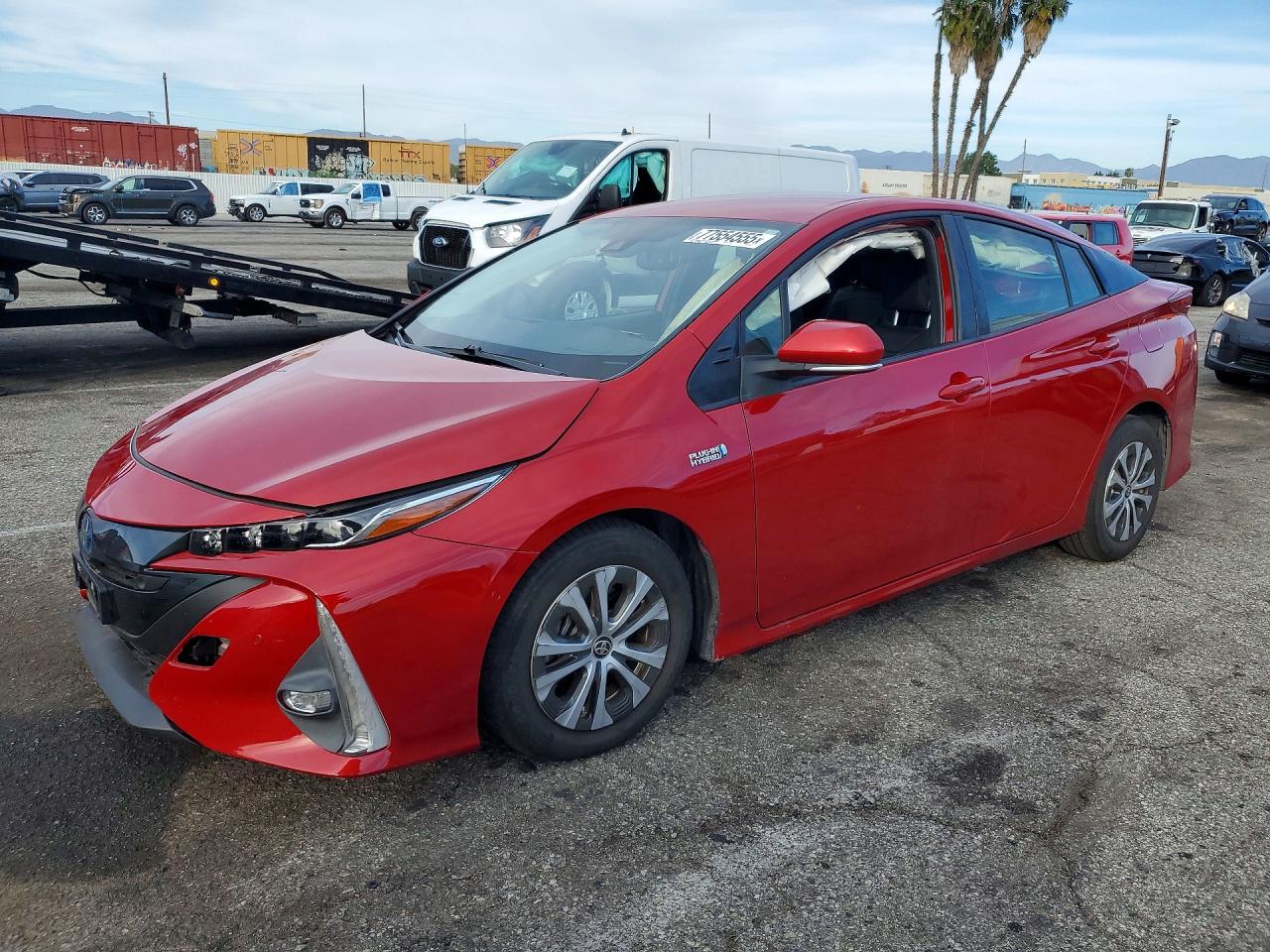 TOYOTA PRIUS PRIME 2021