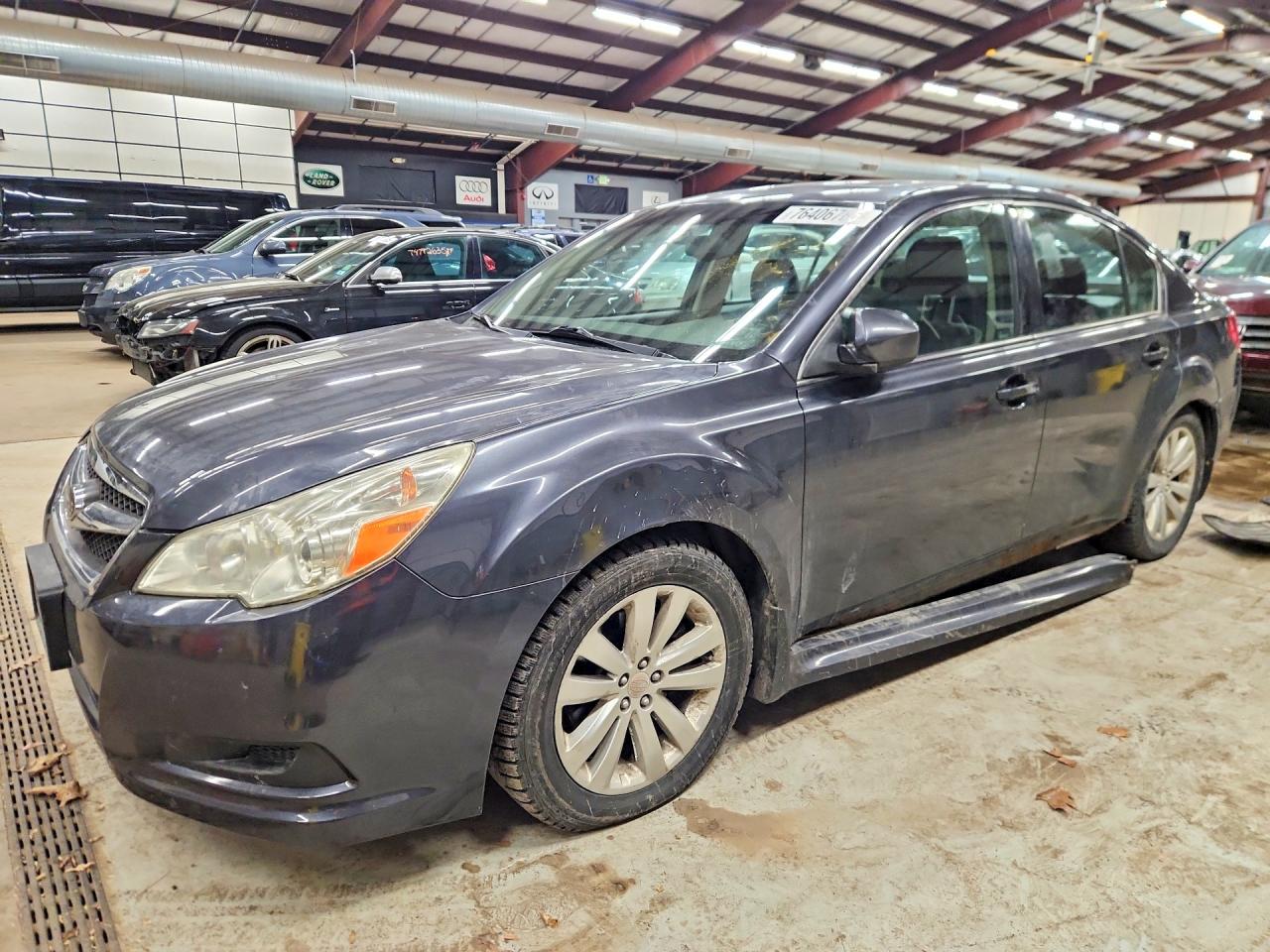 SUBARU LEGACY 2011