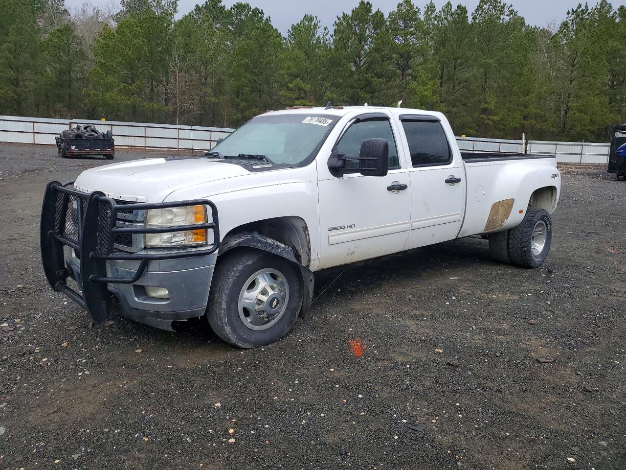 CHEVROLET SILVERADO 2011