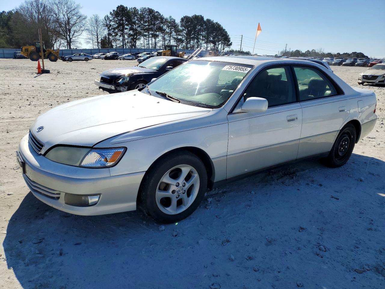 LEXUS ES 2001